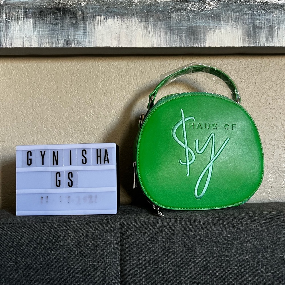 Haha of Sy Green Apple around Logo Bag